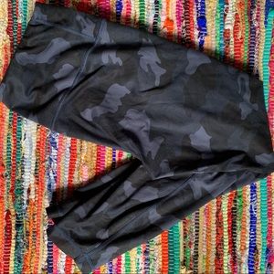 ★☆★SUPER COMFY NAVY CAMO LEGGINGS★☆★